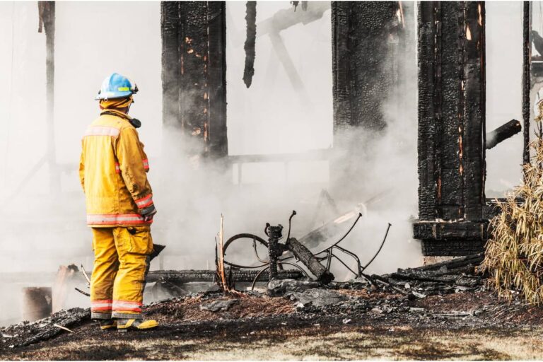 10 Common Mistakes Homeowners Make After a House Fire (And How to Avoid Them)