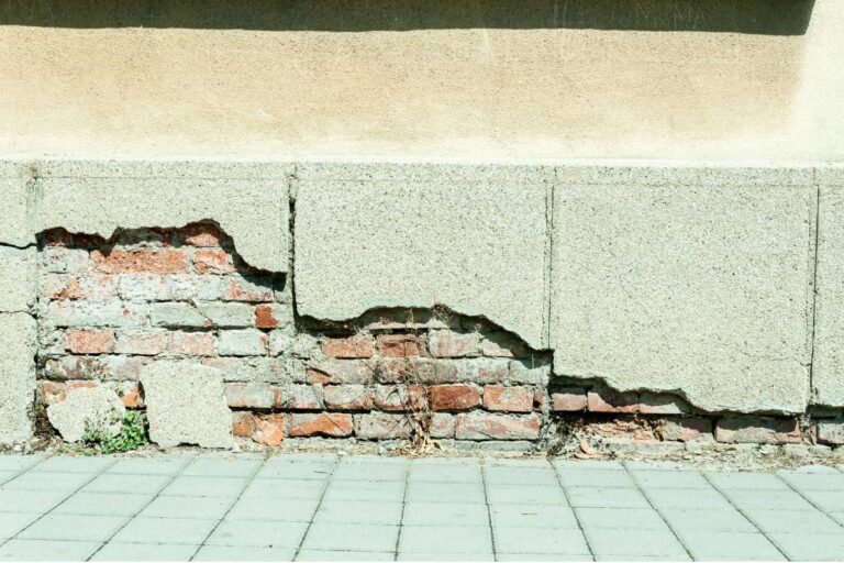 5 Common Causes of Foundation Cracks and How to Fix Them