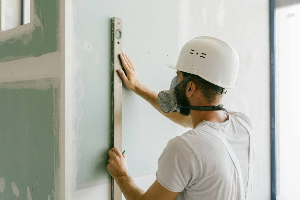 choosing the right drywall contractor in Corpus Christi - drywall issues