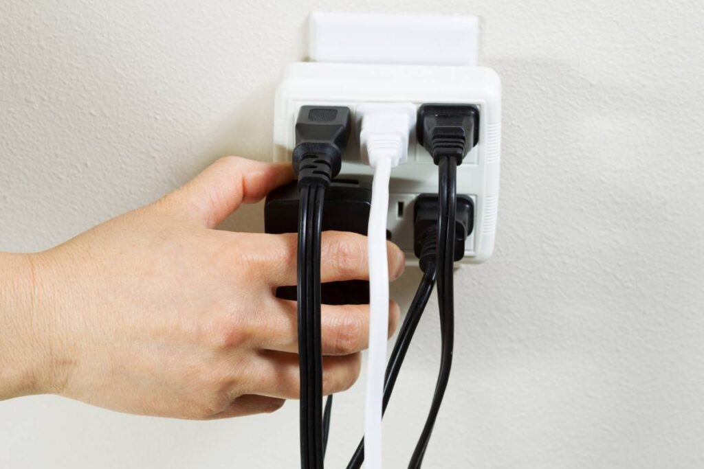 electrical issues - loose outlets