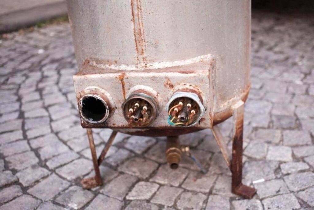 replace your water heater - old