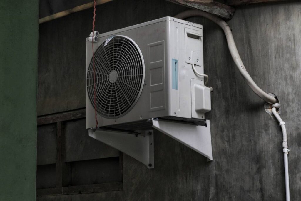 end-of-summer AC maintenance checklist in corpus christi, texas, usa