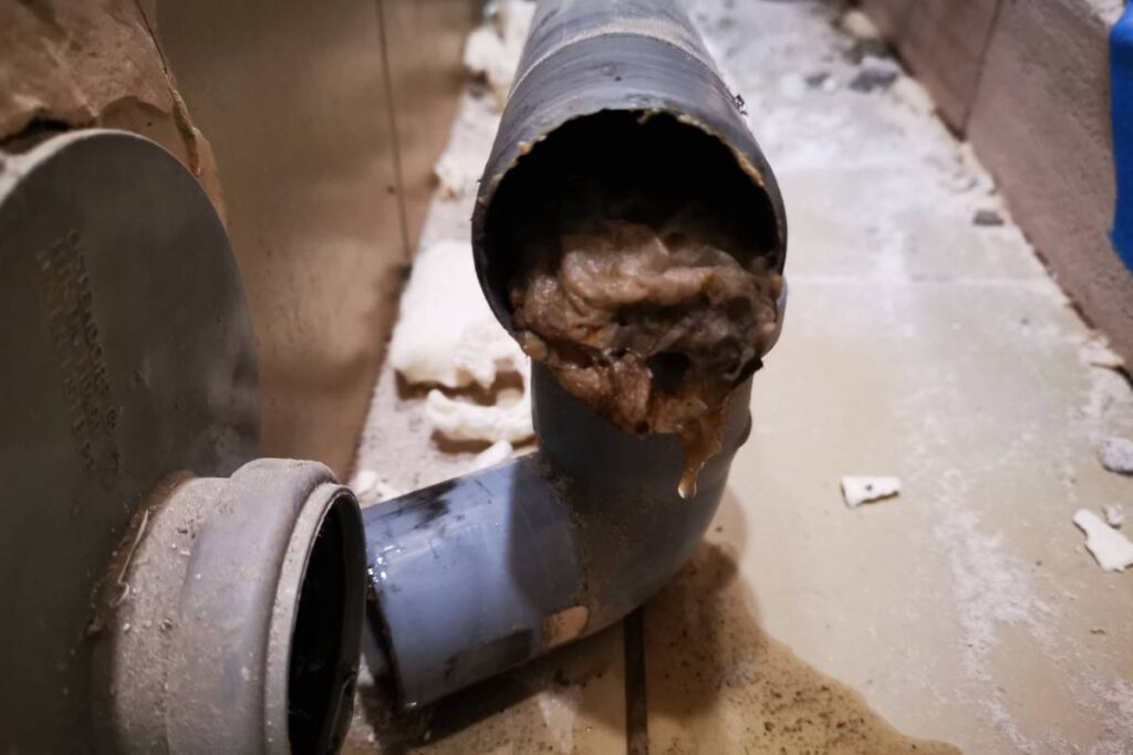 common plumbing emergencies - blocked sewer line